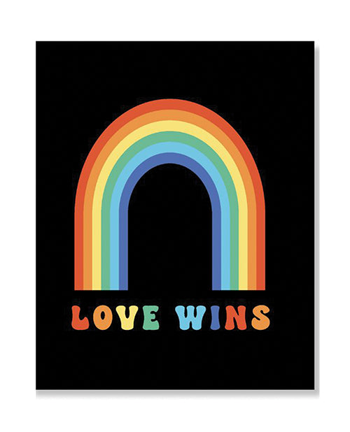 Încărcați imaginea în vizualizatorul Galerie, Love Wins Greeting Card