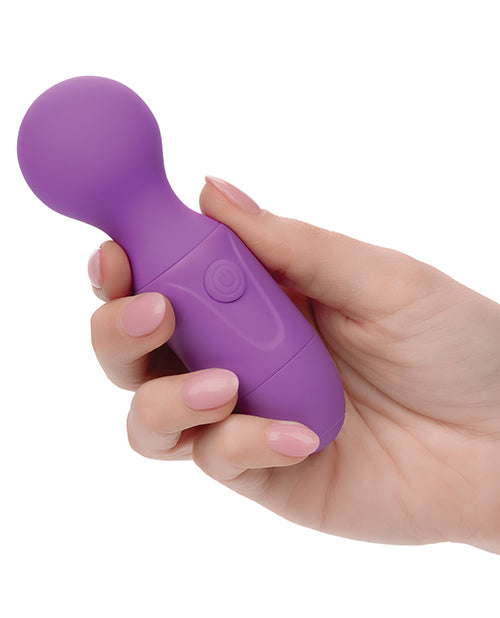 Bild in den Galerie-Viewer laden, First Time Rechargeable Vibrator Massager - Purple
