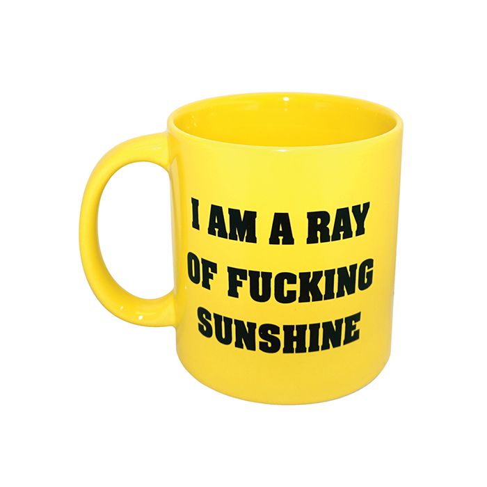 Tasse Attitude Je suis un Rayon de Putain de Soleil - Jaune