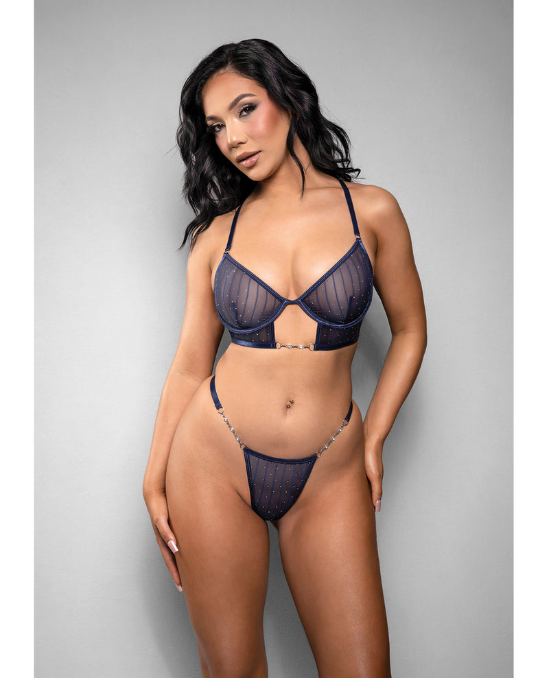 Încărcați imaginea în vizualizatorul Galerie, Set Temptress Celeste cu sutien bleumarin din plasă transparentă cu dungi și strasuri și chiloți tanga G-string, mărimea Large
