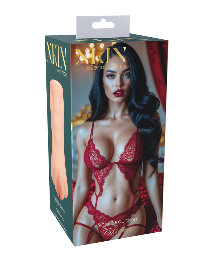 Cargue la imagen en el visor de la galería, Masturbador de carne mediano para hombres Shots Xkin Secret Affairs Tatiana
