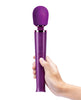 Załaduj obraz do przeglądarki galerii, Le Wand Petite Rechargeable Massager - Cherry

