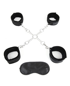 Set di legature Ultimate Chain Hogtie con polsini in peluche per il piacere