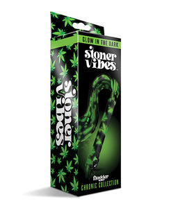 Glow-in-the-Dark Cannabis Flogger til Sensorisk Leg