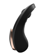 Indlæs billede i gallerifremviser, Satisfyer Little Secret Trådløs Trusse Vibrator - Elegant Sort
