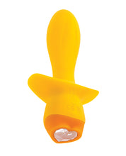 Load image into Gallery viewer, Selopa Mellow Yellow Vibrating Plug - Yellow
