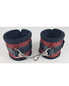 Spartacus Silver Neoprene Wrist Restraints pentru Confort