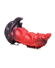 Indlæs billede i gallerifremviser, Crimson Scorpion Silikone Dildo med Glitrende Detaljer
