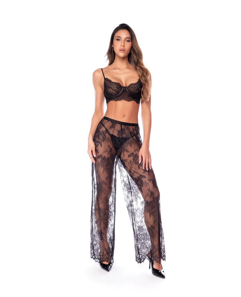 Load image into Gallery viewer, Mapale Three Piece Lace Underwire Bra And Thong Lingerie Set
